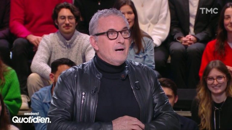 “C** naked on La Grosse Émission”, Christophe Dechavanne takes advantage of his appearance in “Quotidien” to tackle Cyril Hanouna