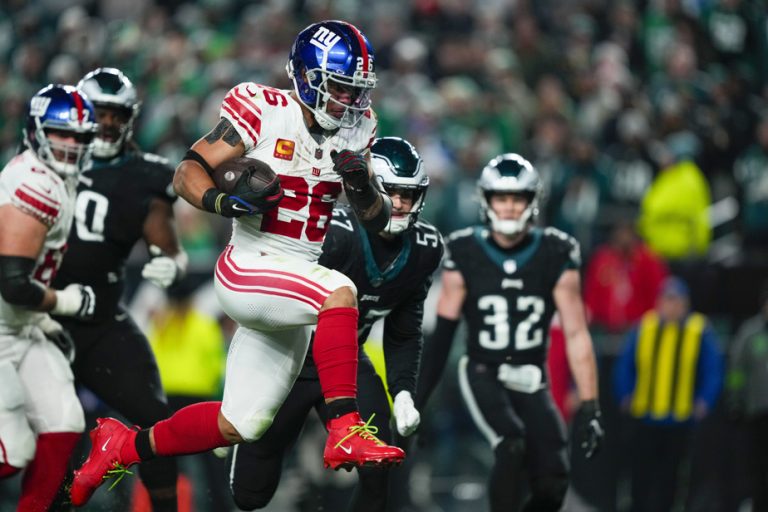 Eagles reportedly agree to terms with running back Saquon Barkley