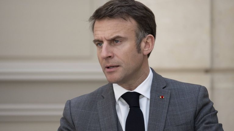 Emmanuel Macron promises a bill for “assisted dying” under “strict conditions”, which will be presented in April