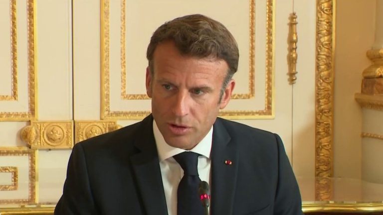 Emmanuel Macron worries political party leaders