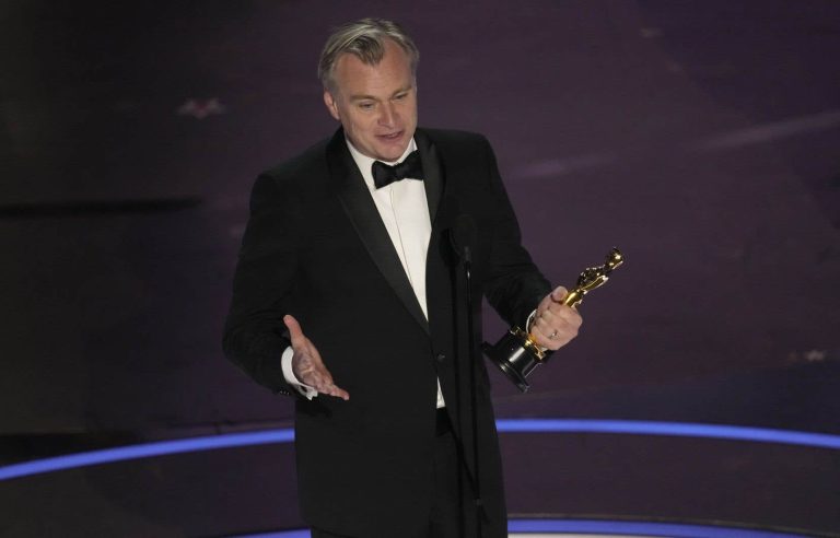 Explosive Oscar victory for “Oppenheimer”