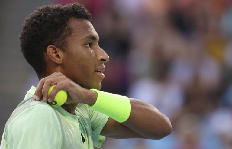 Félix Auger-Aliassime advances to third round at Indian Wells