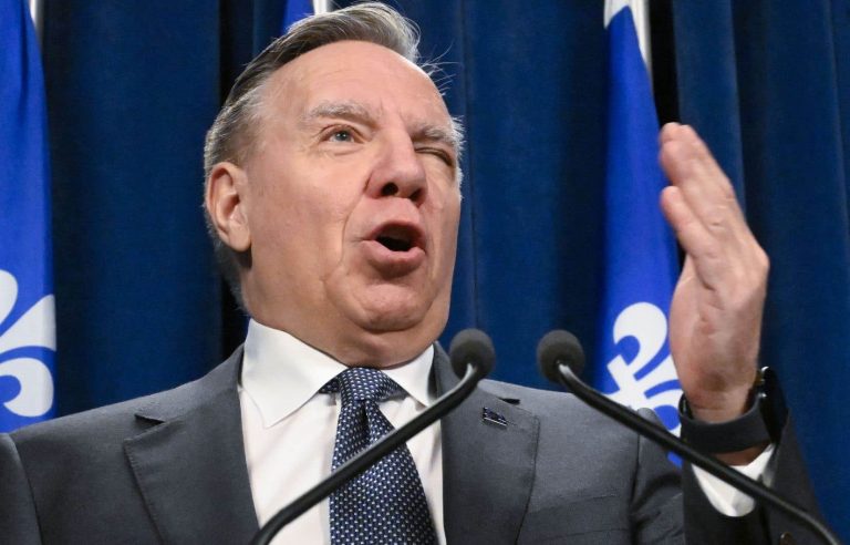 François Legault wants to further lower taxes