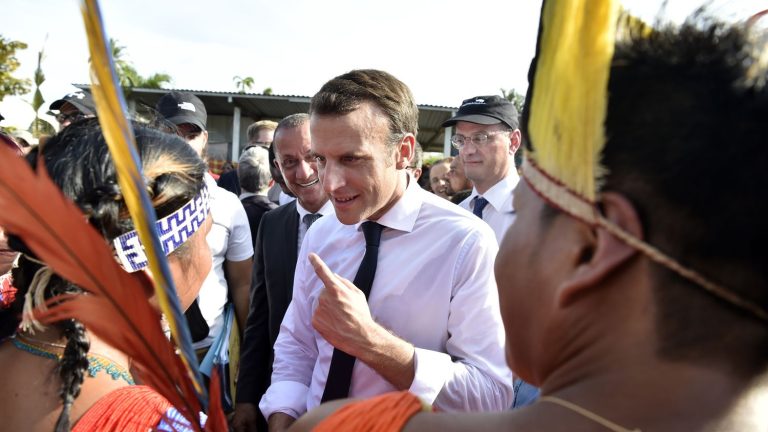 Gangs from Brazil, territorial autonomy and “radiation”… In Guyana, Emmanuel Macron wants to forget his last visit