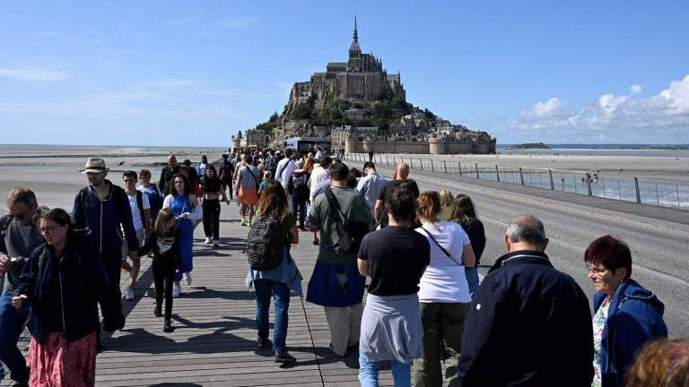 In 2023, tourism revenue reached a record level in France, after the Covid-19 crisis