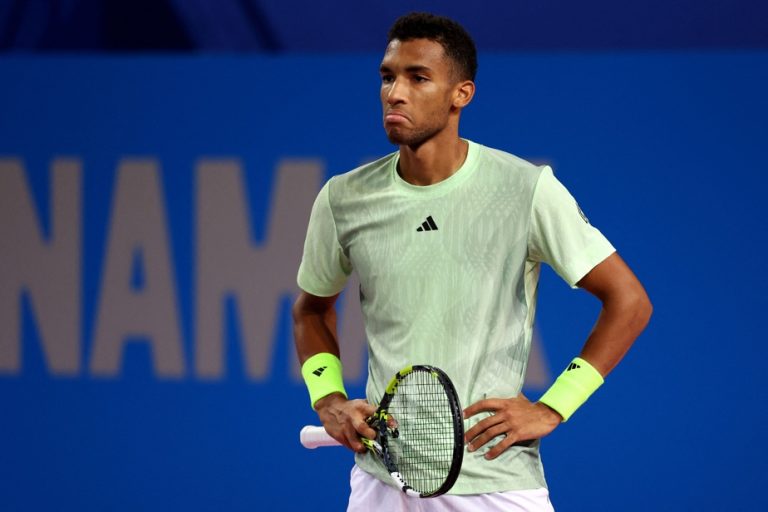 Indian Wells |  Alcaraz quickly defeats Auger-Aliassime in the third round