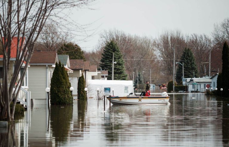 Insurers and banks are increasingly avoiding flood zones