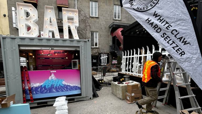 “It’s beyond stupid”: a temporary bar installed in Montreal… in front of an existing bar