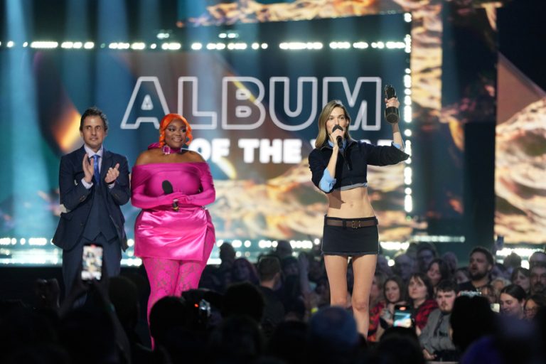 Juno Awards Gala |  Charlotte Cardin at the top