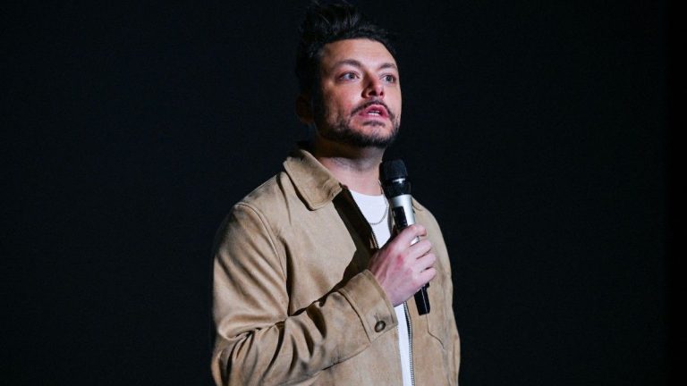 Kev Adams loses his temper on Instagram