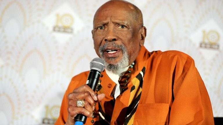 Louis Gossett Jr, first black actor to win the Oscar for best supporting role, dies at 87