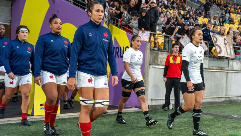 Manae Feleu remains captain of the French XV for the Tournament