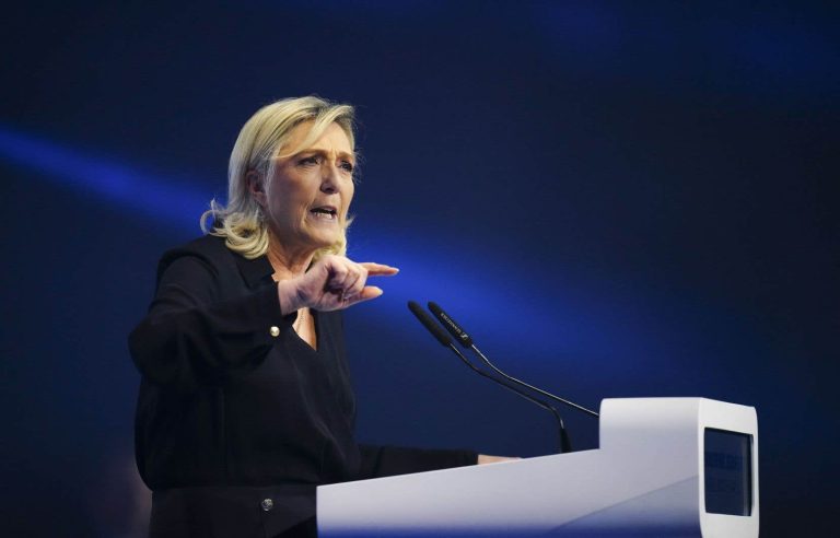 Marine Le Pen’s party fails to get rid of “extreme right” labeling