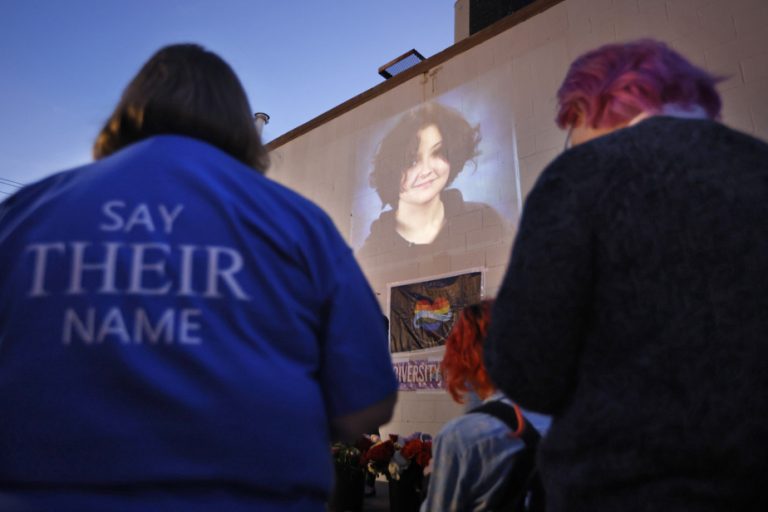 Oklahoma |  US government opens investigation after death of non-binary student