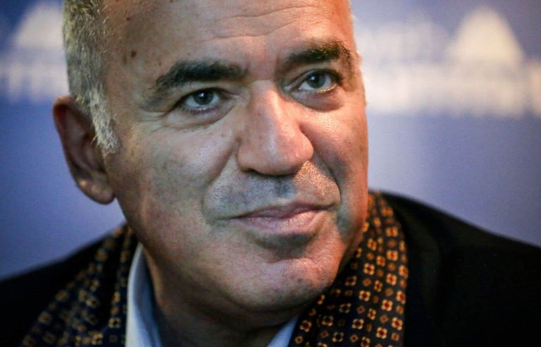 Opponent Garry Kasparov placed on list of “terrorists and extremists” by Moscow