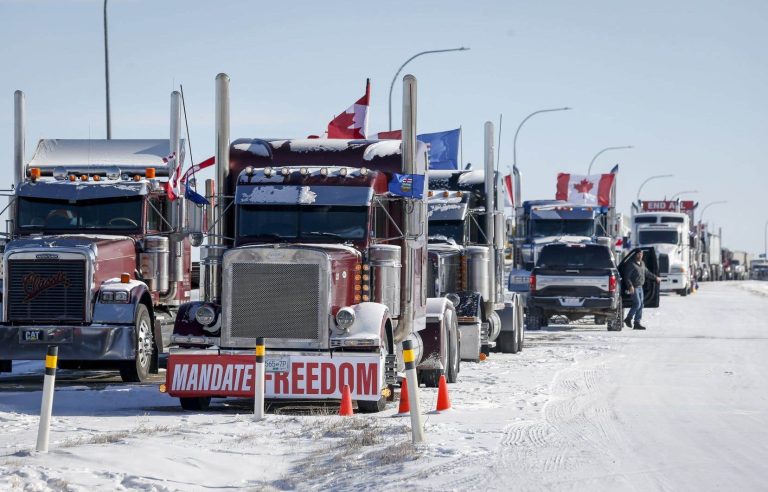 Police officers present during the Coutts blockade were unaware of the threats against them