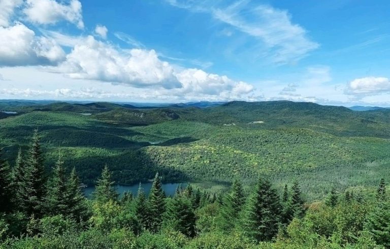 Quebec plans to set aside Mount Kaaikop, between the Laurentians and Lanaudière