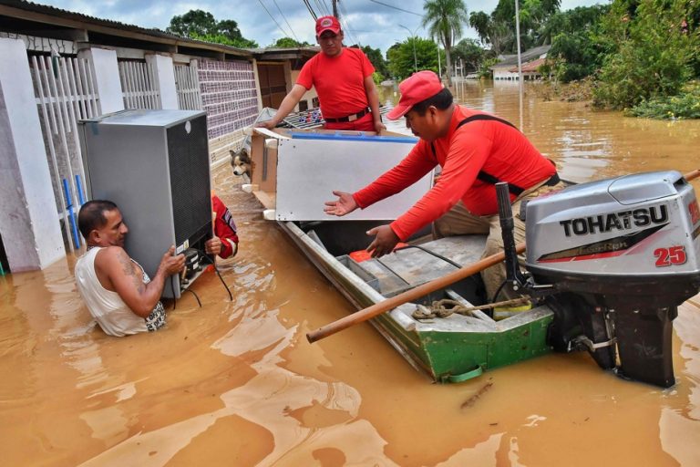 Rains in Bolivia |  A city partly under water