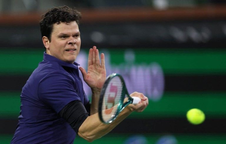 Raonic wins first round at Indian Wells