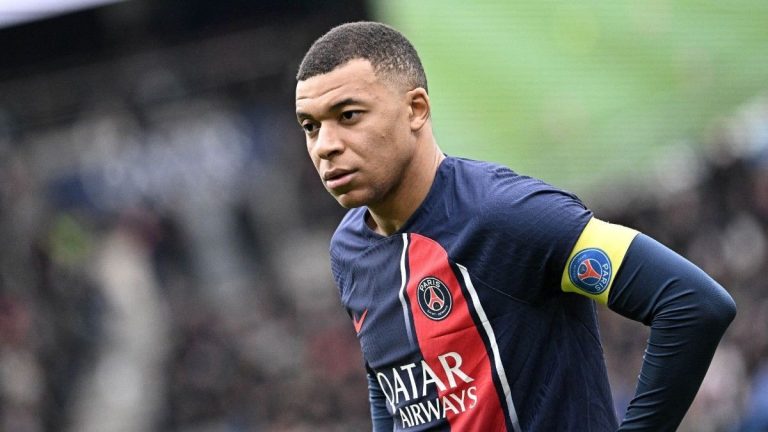 “Round baker’s bread, as round as Mbappé’s skull”, a famous French influencer and his restaurant threatened by Kylian Mbappé