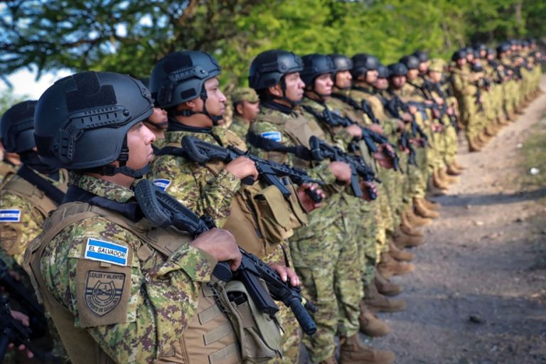 Salvador |  6,000 soldiers and police deployed against gangs