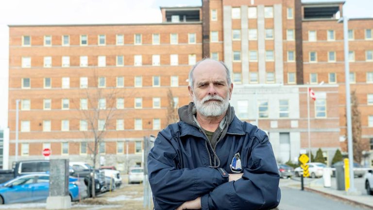 Shortage of family doctors: thrown out of his own medical clinic, a Drummondville man compares our health system to that of Russia