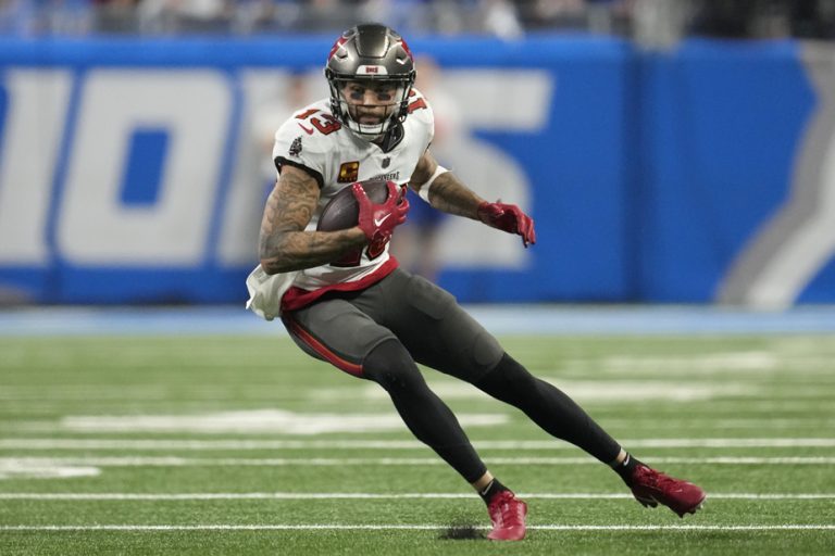 Tampa Bay Buccaneers |  Mike Evans agrees to two-year, $52 million contract