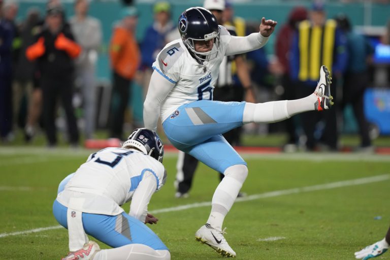 Tennessee Titans |  Kicker Nick Folk’s contract extended after historic season