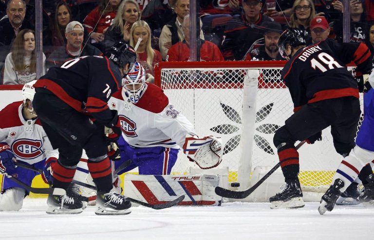 The Canadian defeated 4-1 by the Hurricanes