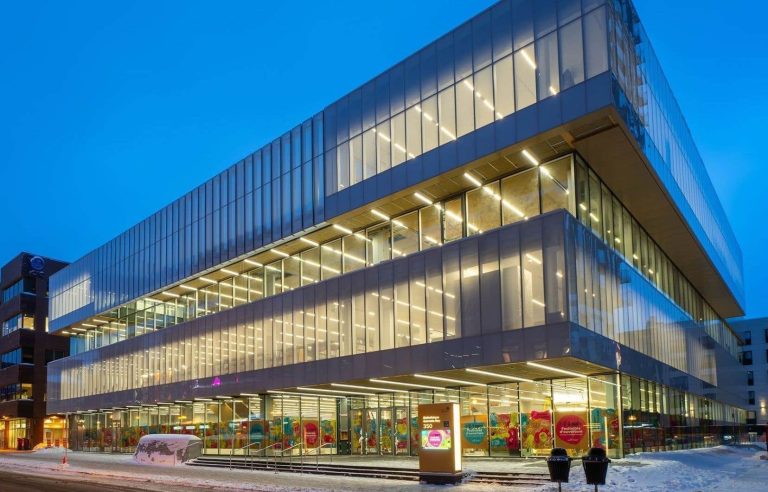 The Gabrielle-Roy library, a setting that sounds empty without its human capital