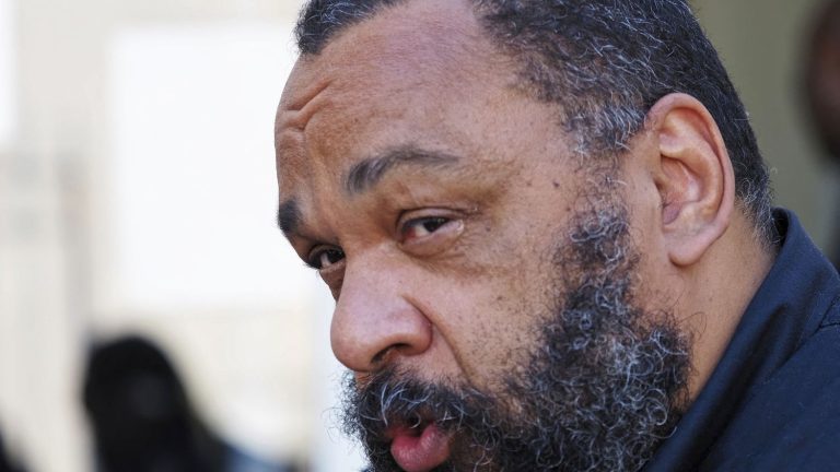 The Loire-Atlantique prefecture bans a Dieudonné show