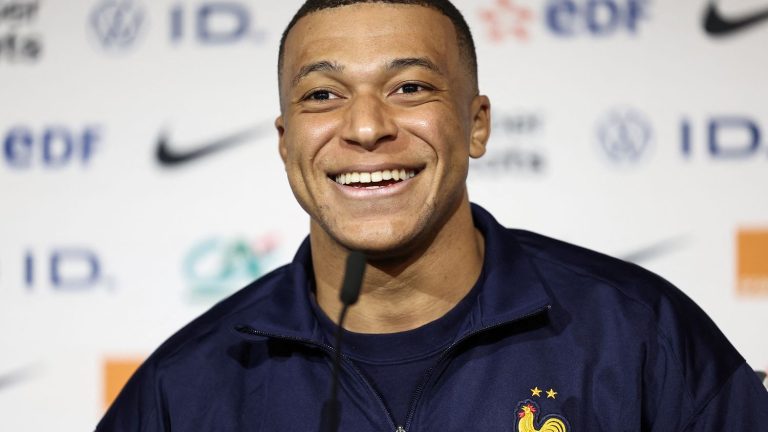 “The day I have something to announce, I will come”, specifies Kylian Mbappé on his future at club