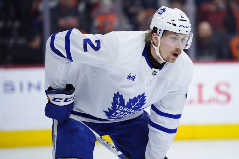 Three more years for defenseman Simon Benoit with the Maple Leafs