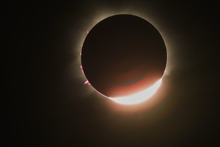 United States |  What do scientists hope to learn from the total eclipse?