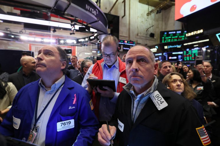 Wall Street returns to the upward path after a break