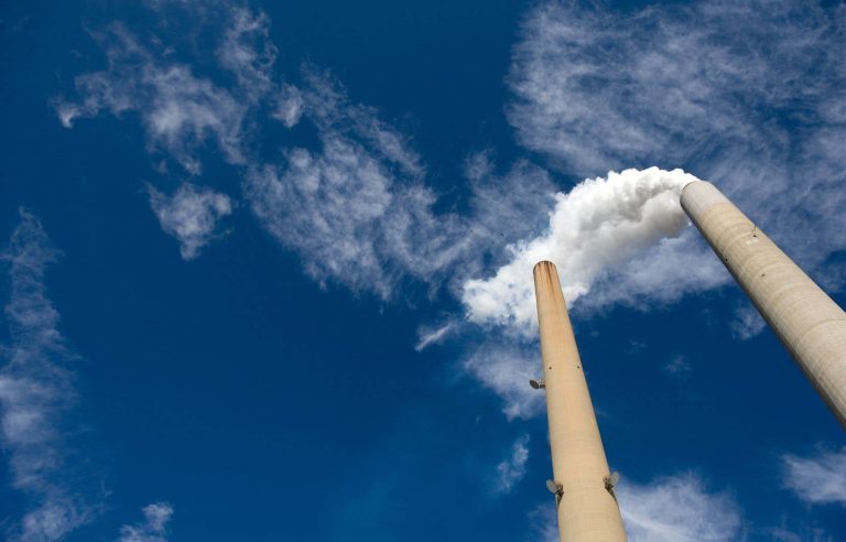 Washington will spend 6 billion to reduce polluting emissions from factories