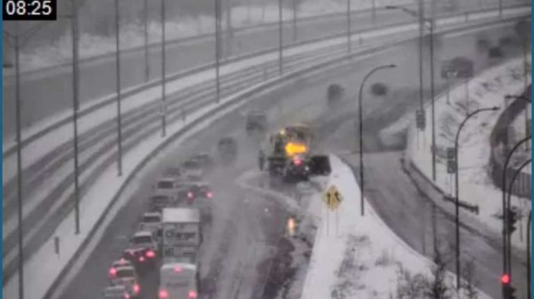 Winter has not said its last word: motorists surprised by the snow