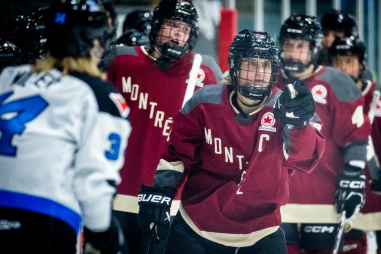 Women’s hockey at the Bell Center |  A full room that delights resellers