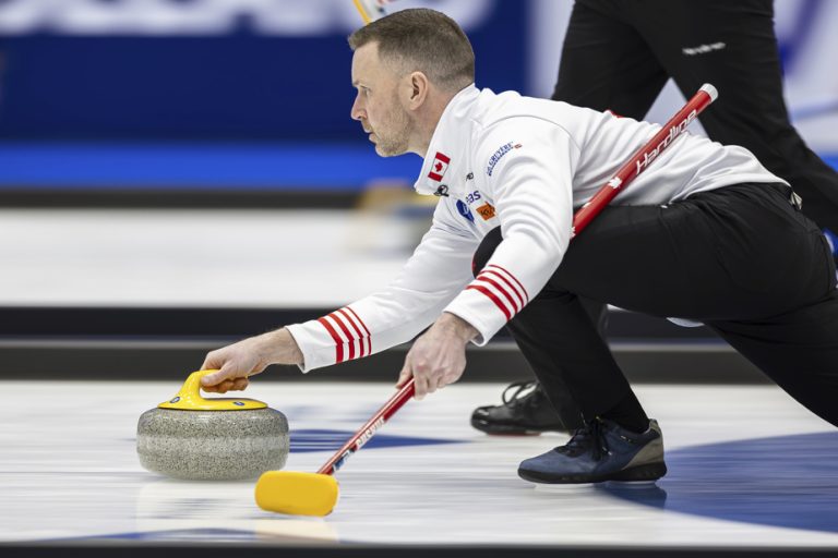 World Men’s Curling Championship |  Brad Gushue defeats Norway and secures his place in the playoffs