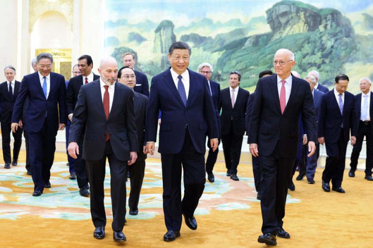 Xi Jinping receives US business representatives