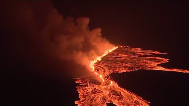 a new volcanic eruption affects the municipality of Grindavík