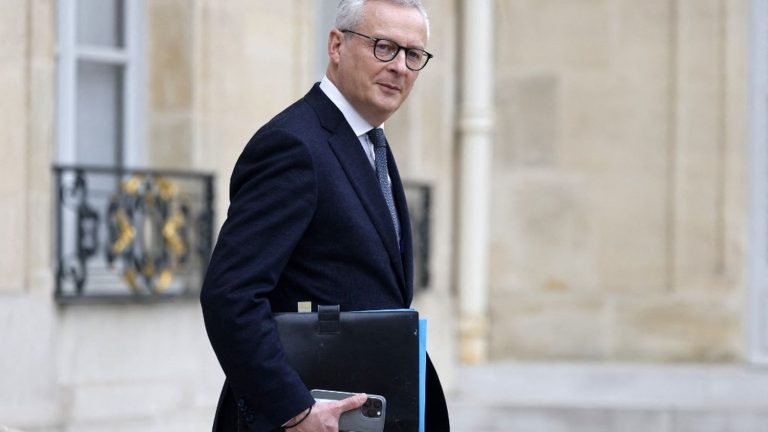 after the announcement of budget cuts, Bruno Le Maire is eagerly awaited by the deputies