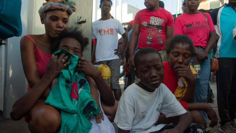 around fifteen bodies found near the capital Port-au-Prince, devastated by gangs