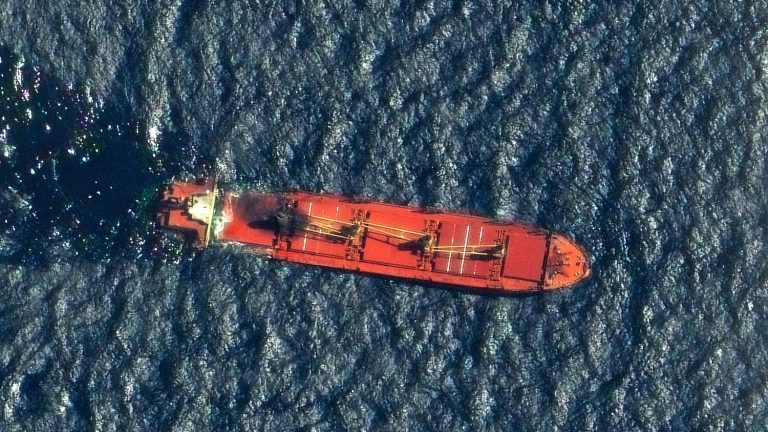 cargo ship sunk by Houthi attack poses environmental risk, US military says