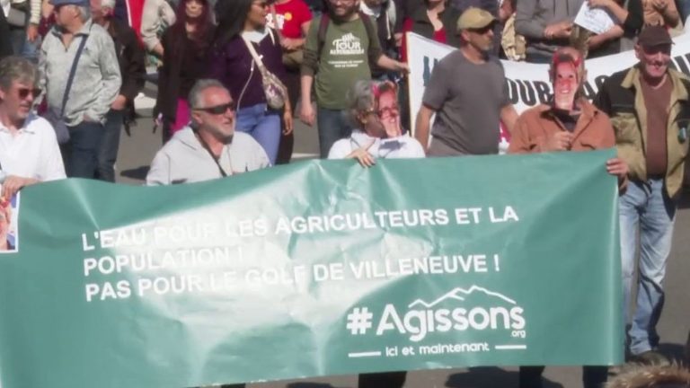 demonstrators mobilize against the Villeneuve-de-la-Raho golf project