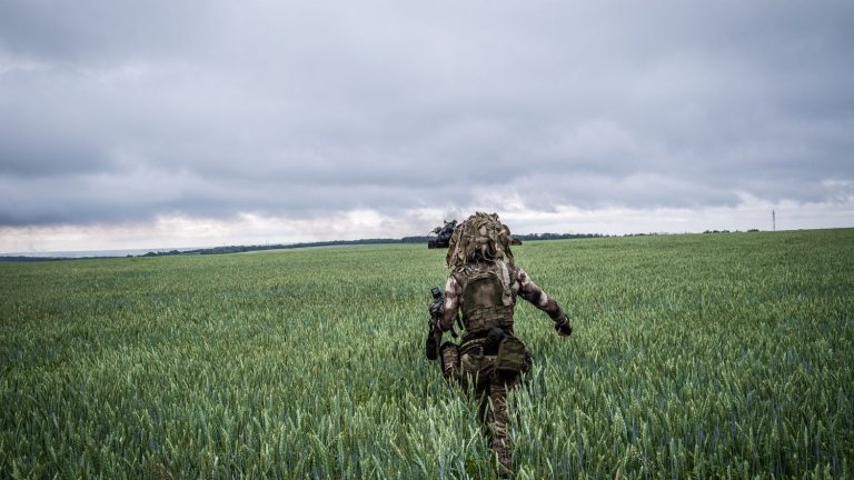 despite a slowdown in donations, the Ukrainian population continues to mobilize to equip its soldiers