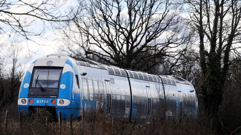 disruptions on rail and roads in Isère