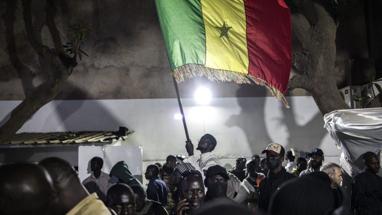 in Dakar, despite the vagueness around a second round of the presidential election, the “rediscovered confidence” of voters