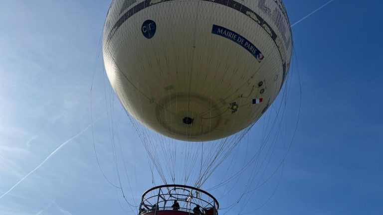 in Paris, the air quality measuring balloon is equipped with new sensors