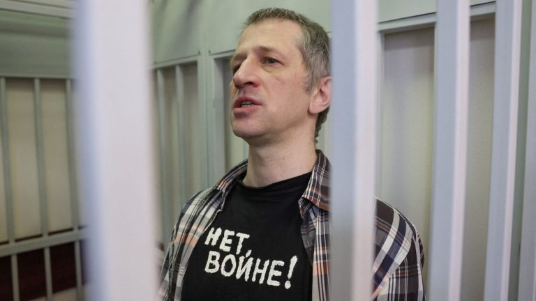 journalist sentenced to seven years in prison for criticizing the war in Ukraine